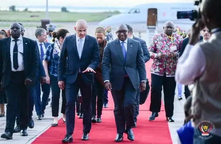 RDC : Dans une visite humanitaire, le Président Suisse arrive à Kinshasa