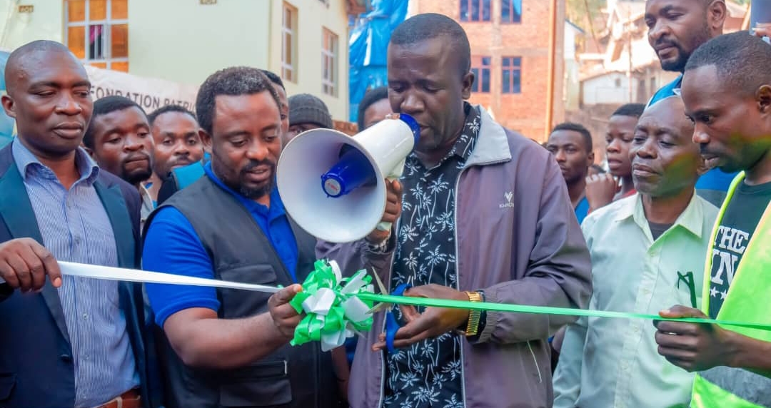 Bukavu : Patrick Baka Wa Bana vient de soulager la population de Ndendere